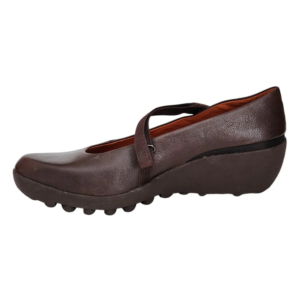 TSUBO Brown‎ Leather Wedge Mary Jane Shoes Size 7